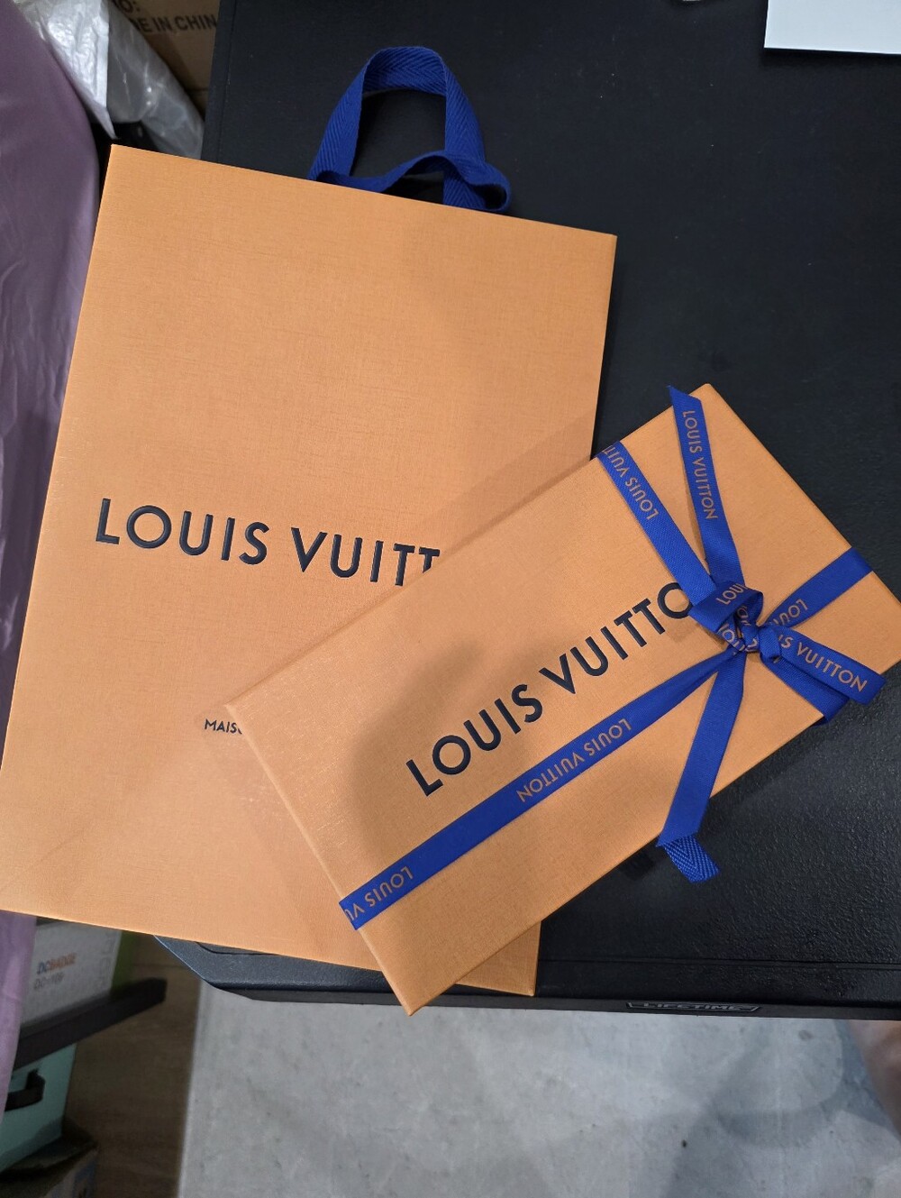 Louis Vuitton Monogram Phone Crossbody in Brown - Phone Pouch Métis - Picture 6 of 6